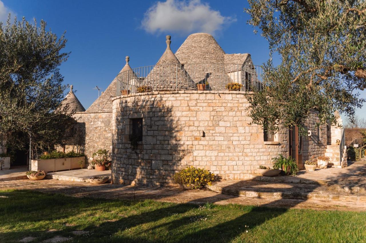 Masseria Montanaro Cisternino Exterior photo